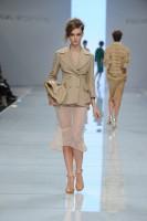 Woman_SS2012_26