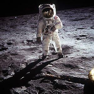 20 Luglio 1969: One small step for man...