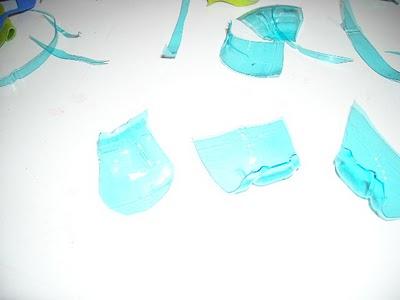 .•:*♥* :•. .•:*♥* :•. tutorial.•:*♥* :•. .•:*♥* :•.  plastica e pelle? boh, mah chissà... leather and plastic...mhhh who knows?