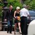 Candids: Lady GaGa compra dei fiori per Luc Carl