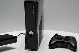 Xbox 360 Slim, aggiornarsi è d'obbligo