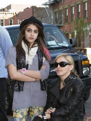 Madonna + Lourdes = Taylor Momsen !??! :O