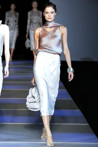 Milano Moda Donna: Giorgio Armani P/E 2012