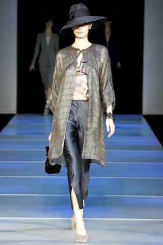 Milano Moda Donna: Giorgio Armani P/E 2012