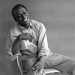 http://upload.wikimedia.org/wikipedia/commons/thumb/f/fa/Miles_Davis_by_Palumbo.jpg/250px-Miles_Davis_by_Palumbo.jpg