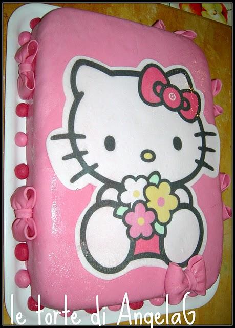 ...torta Hello Kitty...