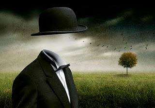 la fotografia surrealista di Ben Goossens