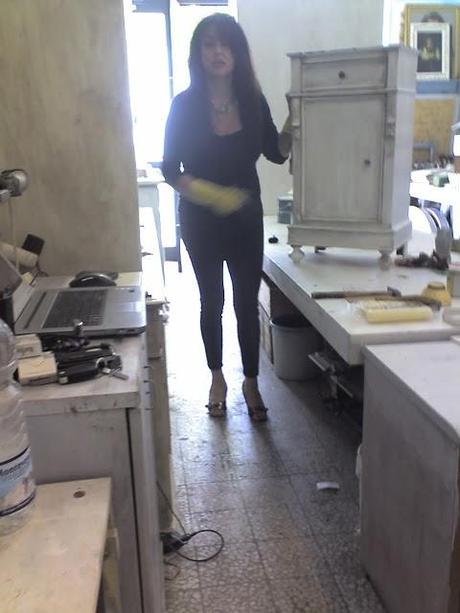 Lavori. due comodini antichetti... Lavori. due comodini antichetti...