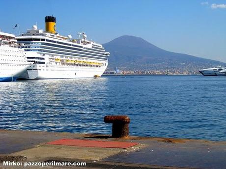 Cartoline da Napoli: Costa Magica