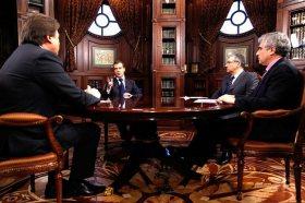 Medvedev durante l'intervista Medvedev: “Ecco perchè non mi sono candidato”