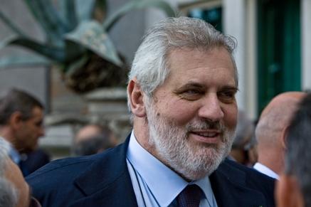 Presidente Fabrizio Palenzona Fabrizio Palenzona, Aeroporti di Roma,
la galleria d’art...