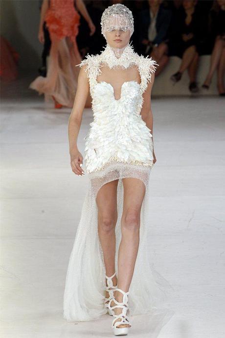 alexander-mcqueen-primavera-2012-05