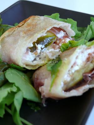 Involtino fichi, caprino e speck Involtino fichi, caprino e speck