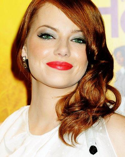 Emma Stone alla Premiere di The Help: get the Revlon make up look