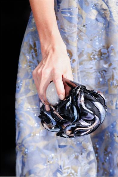 Gli Accessori in Dettaglio Direttamente dalle Sfilate per la P/E 2012 Gli Accessori in Dettaglio Direttamente dalle Sfilate per la P/E 2012