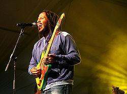 http://upload.wikimedia.org/wikipedia/commons/thumb/8/86/Ziggy_Marley_Austin.jpg/250px-Ziggy_Marley_Austin.jpg