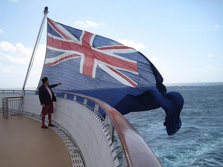 Ufficiale:le regine cambiano bandiera Ufficiale:le regine cambiano bandiera