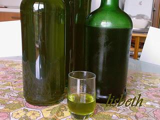 Liquore al basilico