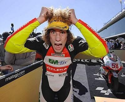 Marco Simoncelli ricordato in alcuni dei momenti più belli