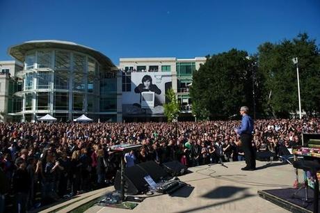 Apple rende disponibile il video della commemorazione in onore di Steve Jobs
