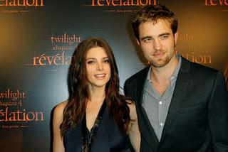 Robert Pattinson e Ashley Greene a Parigi per 'Breaking Dawn'
