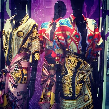 Versace presents Silk Vintage Prints collection.