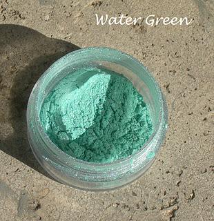 Aleguaras Minerals: Ombretti azzurri e verdi (parte prima) Aleguaras Minerals: Ombretti azzurri e verdi (parte prima)