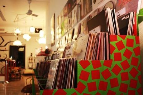 Vintage shopping guide in Milan: Serendeepity Vintage shopping guide in Milan: Serendeepity
