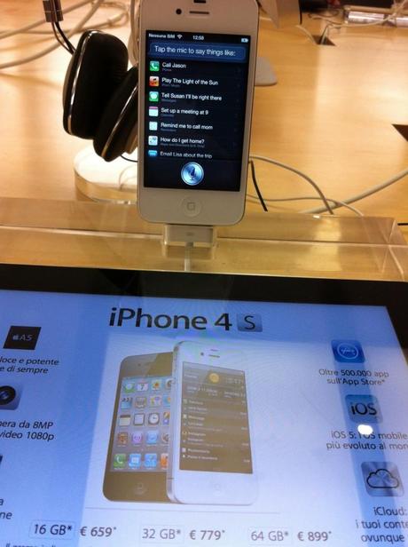IPhone 4S Apple store di Roma : Foto in HD