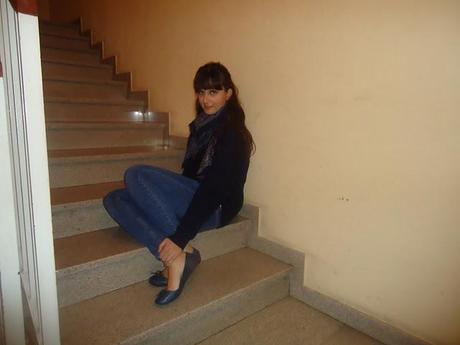 la femminilità di un maglione da uomo la femminilità di un maglione da uomo