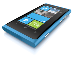 Nokia Lumia 800 in azione – Video e dettagli in Italiano