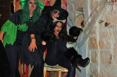 HALLOWEEN: I'm the black cat!!!