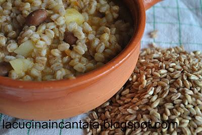 scalda lo stomaco e il cuore: la zuppa di farro,fagioli e patate... scalda lo stomaco e il cuore: la zuppa di farro,fagioli e patate...