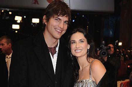 ASHTON KUTCHER & DEMI MOORE