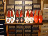 Fashion Vaticano: l'estetica del vestire tra mondanità e spiritualità Fashion Vaticano: l'estetica del vestire tra mondanità e spiritualità