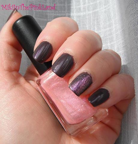 Smalto del giorno: Chanel Paradoxal…più o meno! Smalto del giorno: Chanel Paradoxal…più o meno!