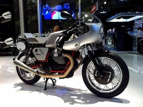 Guzzi V7 Racer - Eicma 2011