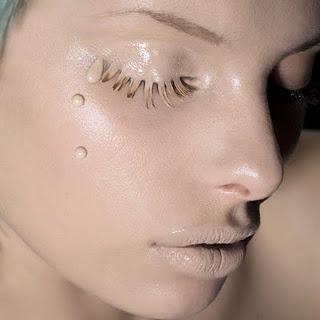 Ellis Faas: il make-up del futuro! Ellis Faas: il make-up del futuro!