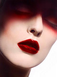 Ellis Faas: il make-up del futuro! Ellis Faas: il make-up del futuro!