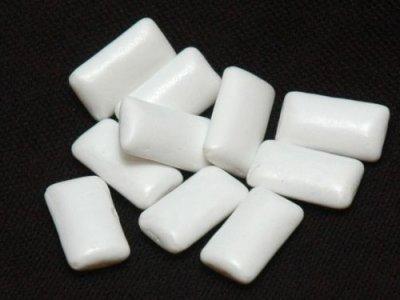 chewing gum BHA e BHT, i pericolosi conservanti usati anche negli alimenti