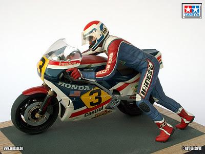 Diorama - Freddie Spencer & Honda NS 500 1983 by Sennake (Tamiya)