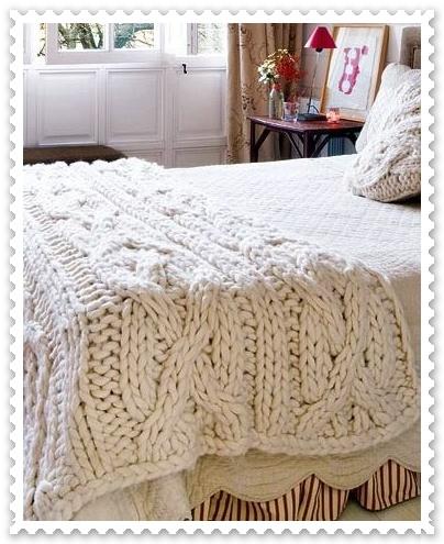 Shabby Chic On Friday: Cosy bedroom...