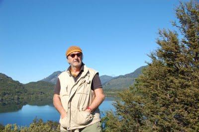 In ViaggioE così sono di nuovo in viaggio. E di nuovo mi ... In ViaggioE così sono di nuovo in viaggio. E di nuovo mi ...