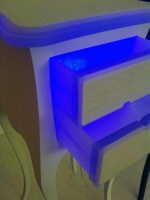 Comodino illuminato Led plexiglas silicone bianco 2.0 myArtistic