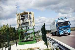 Eolico: in Francia energia prodotta dal passaggio dei camion sull’autostrada