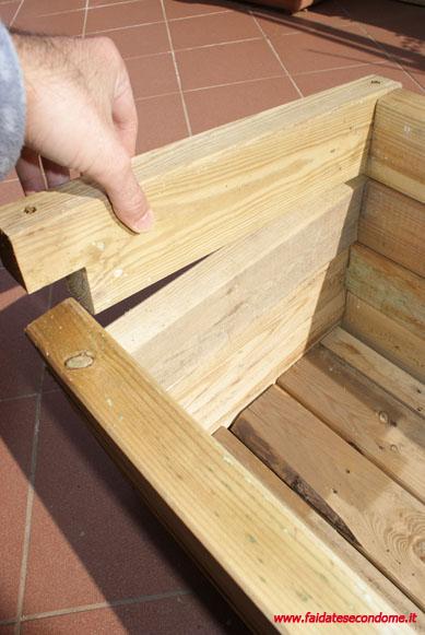 Come costruire una fioriera in legno