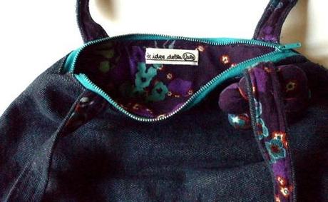 Borsina di jeans con la zip Borsina di jeans con la zip