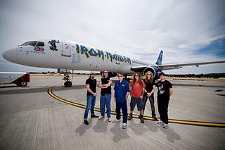 Iron Maiden - Fallisce la compagnia aerea dell' Ed Force One