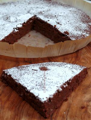 Tutto marroni: Fondant ai marroni e i suoi Cupcake dal cuore morbido Tutto marroni: Fondant ai marroni e i suoi Cupcake dal cuore morbido