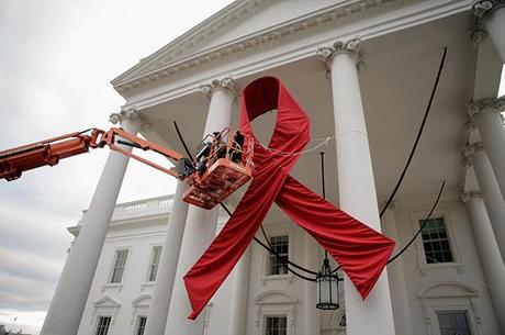 L’AIDS si cura… a schiaffi in faccia!!